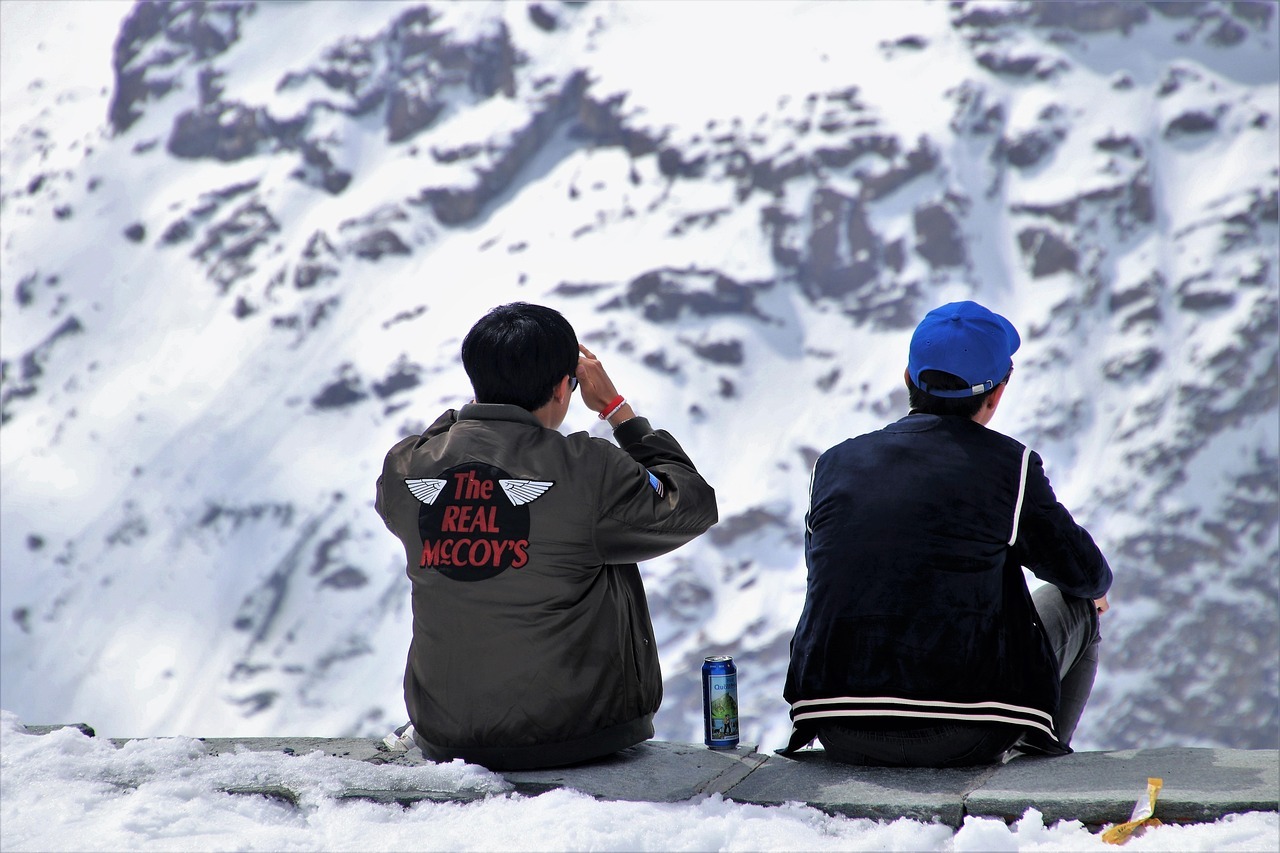 tourist-3311450_1280 Schweizer Jugendliche